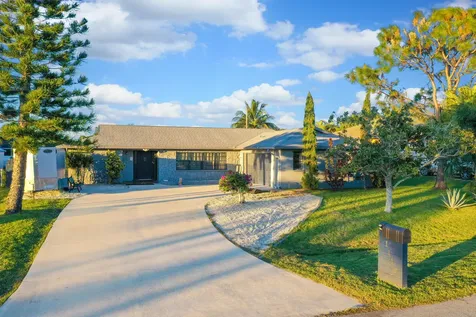 1149 Se Menores Avenue Port Saint Lucie FL 34952
