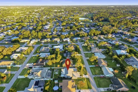 1149 Se Menores Avenue Port Saint Lucie FL 34952