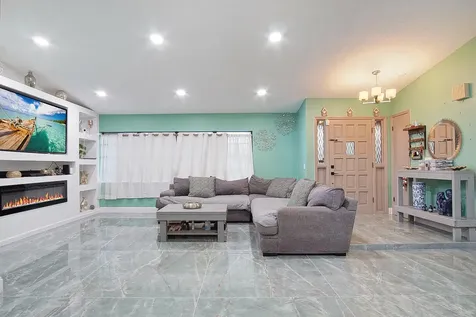 1149 Se Menores Avenue Port Saint Lucie FL 34952