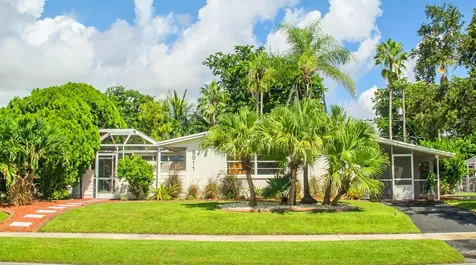 8911 Sw 197th Street Cutler Bay FL 33157