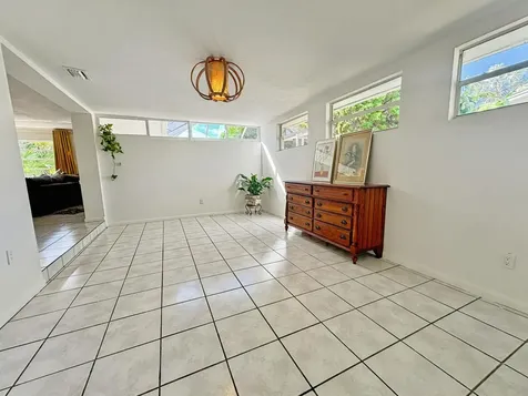 8911 Sw 197th Street Cutler Bay FL 33157