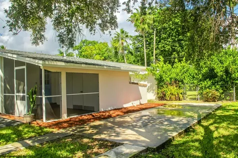 8911 Sw 197th Street Cutler Bay FL 33157