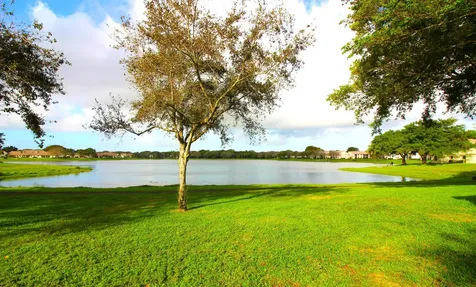 2900 Olivewood Terrace Boca Raton FL 33431