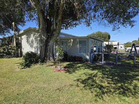 1176 Pylant Drive Moore Haven FL 33471