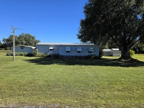 1176 Pylant Drive Moore Haven FL 33471