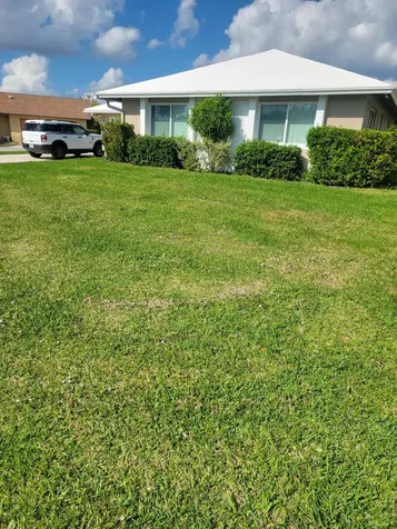 27 Vista Del Rio Boynton Beach FL 33426