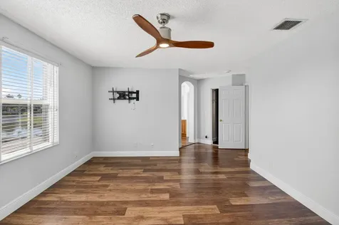 7306 Spinnaker Bay Drive Lake Worth FL 33467