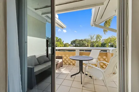 353 S Us Highway 1 Jupiter FL 33477