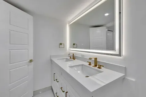 3100 N Palm Aire Drive Pompano Beach FL 33069