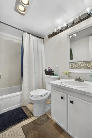 16 Sussex A West Palm Beach FL 33417