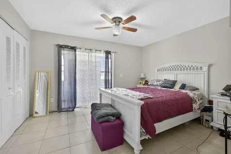 16 Sussex A West Palm Beach FL 33417