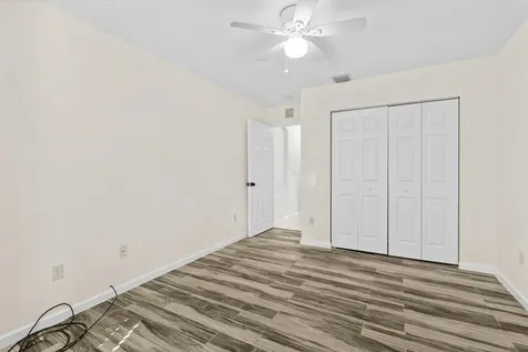 981 Sw Mccracken Avenue Avenue Port Saint Lucie FL 34953