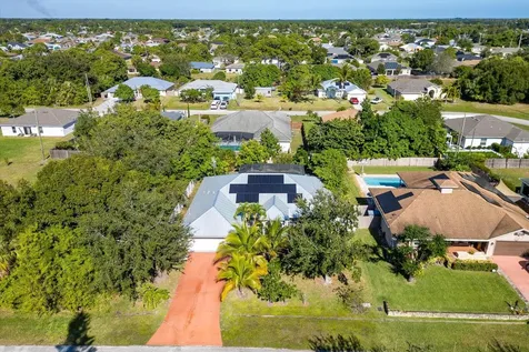 981 Sw Mccracken Avenue Avenue Port Saint Lucie FL 34953