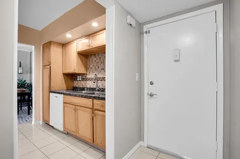 250 Ne 20th Street Boca Raton FL 33431