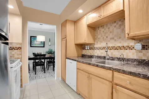 250 Ne 20th Street Boca Raton FL 33431