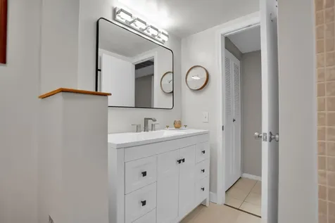 250 Ne 20th Street Boca Raton FL 33431