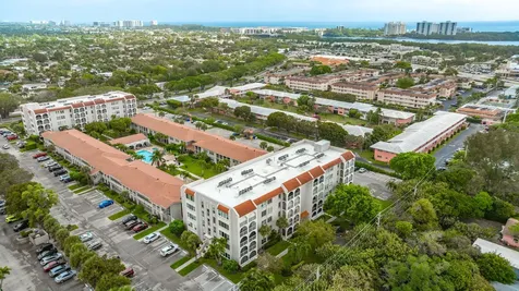250 Ne 20th Street Boca Raton FL 33431