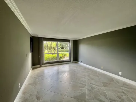 3658 Quail Ridge Drive Boynton Beach FL 33436