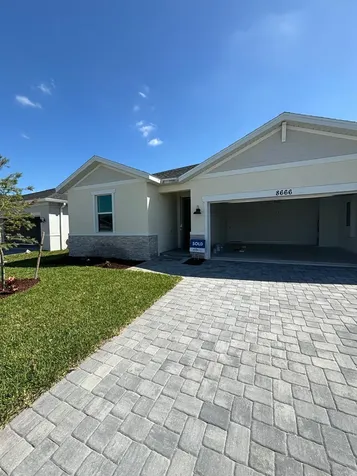 8666 Dahlia Circle Port Saint Lucie FL 34986
