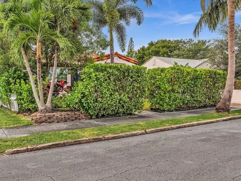 436 38th Street West Palm Beach FL 33407