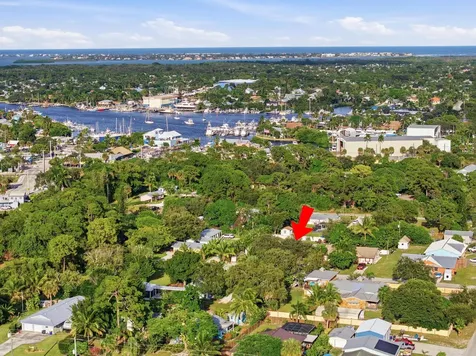 5028 SE Driftwood Avenue Stuart FL 34997
