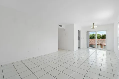 2138 Sw 6th Street Miami FL 33135