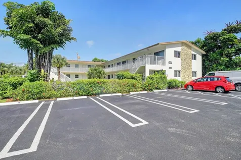 525 S Broadway Street Lantana FL 33462