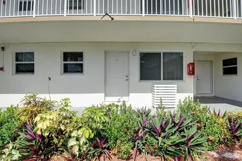 525 S Broadway Street Lantana FL 33462