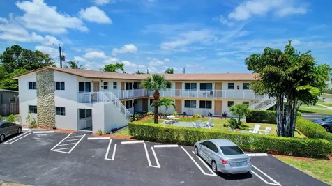 525 S Broadway Street Lantana FL 33462