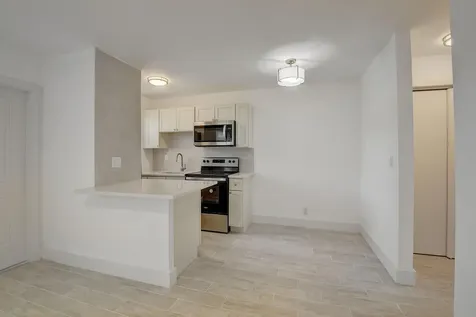 525 S Broadway Street Lantana FL 33462