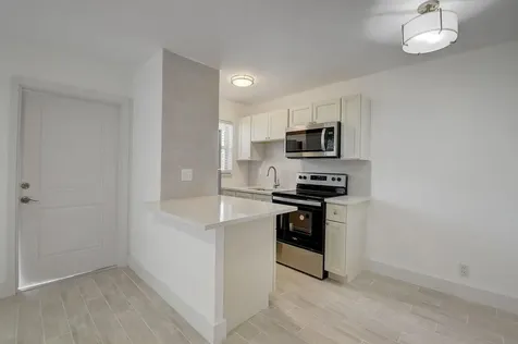 525 S Broadway Street Lantana FL 33462