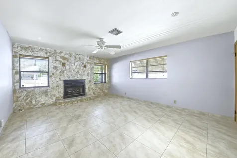 309 Se 4th Street Dania Beach FL 33004