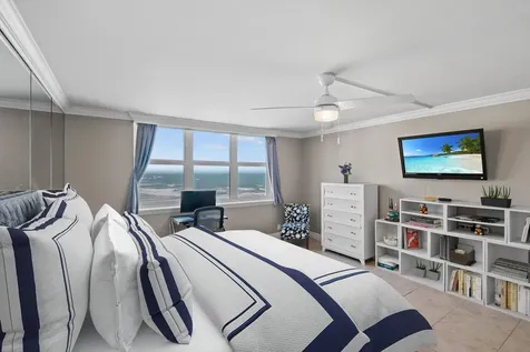 5440 N Ocean Drive Riviera Beach FL 33404