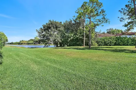 6121 Wildcat Run West Palm Beach FL 33412