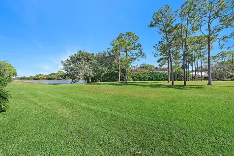 6121 Wildcat Run West Palm Beach FL 33412