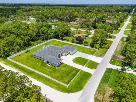 8425 Apache Boulevard The Acreage FL 33470