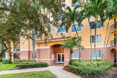 1000 Scotia Drive Hypoluxo FL 33462