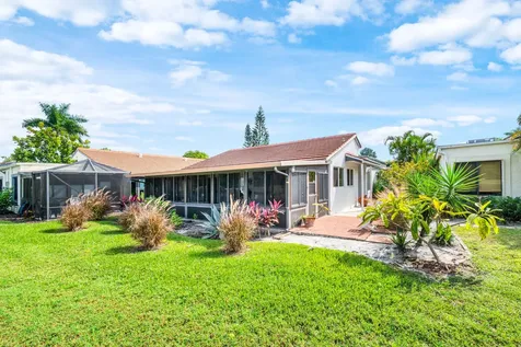 5695 Ainsley Court Boynton Beach FL 33437