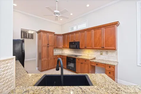 11098 Sw Wyndham Way Port Saint Lucie FL 34987