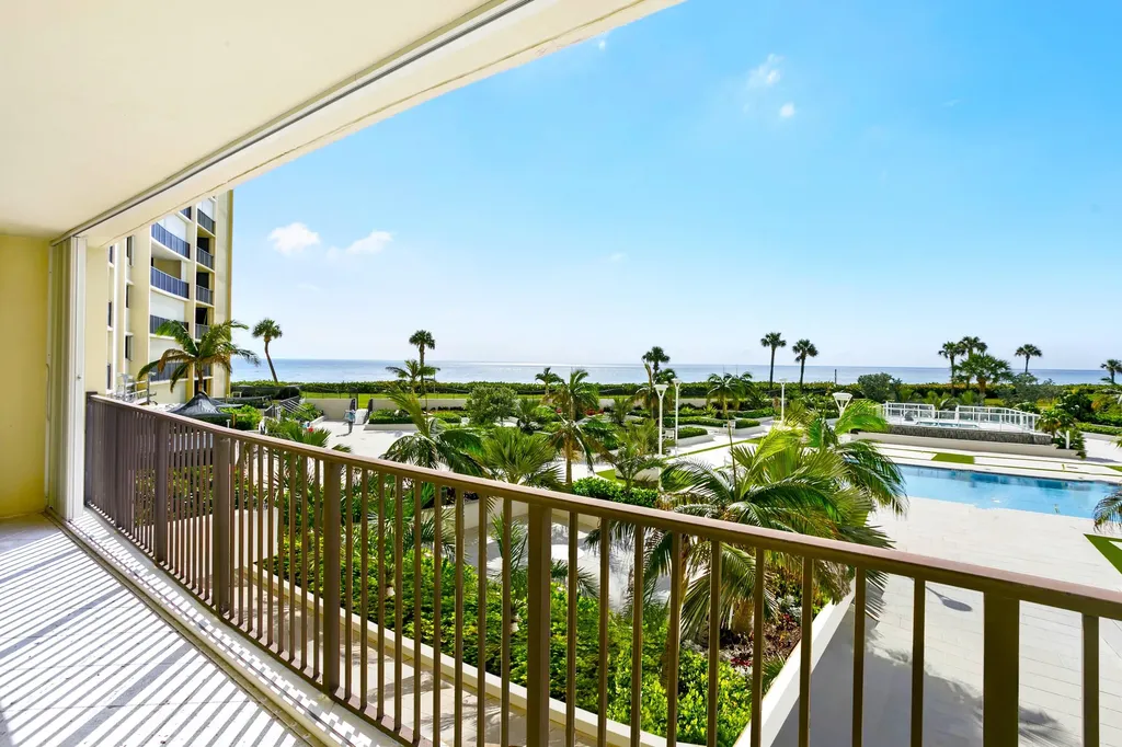 200 Ocean Trail Way Jupiter FL 33477
