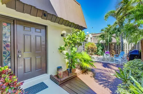 3530 E Gardens East Drive Palm Beach Gardens FL 33410