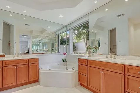 2211 Marseille Drive Palm Beach Gardens FL 33410