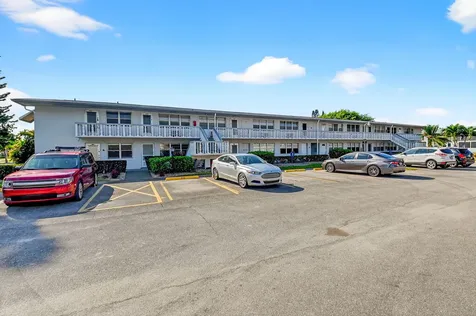 332 Northampton Q West Palm Beach FL 33417