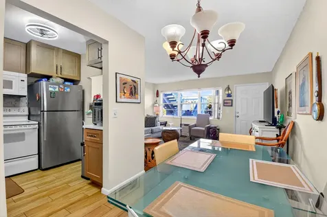 332 Northampton Q West Palm Beach FL 33417