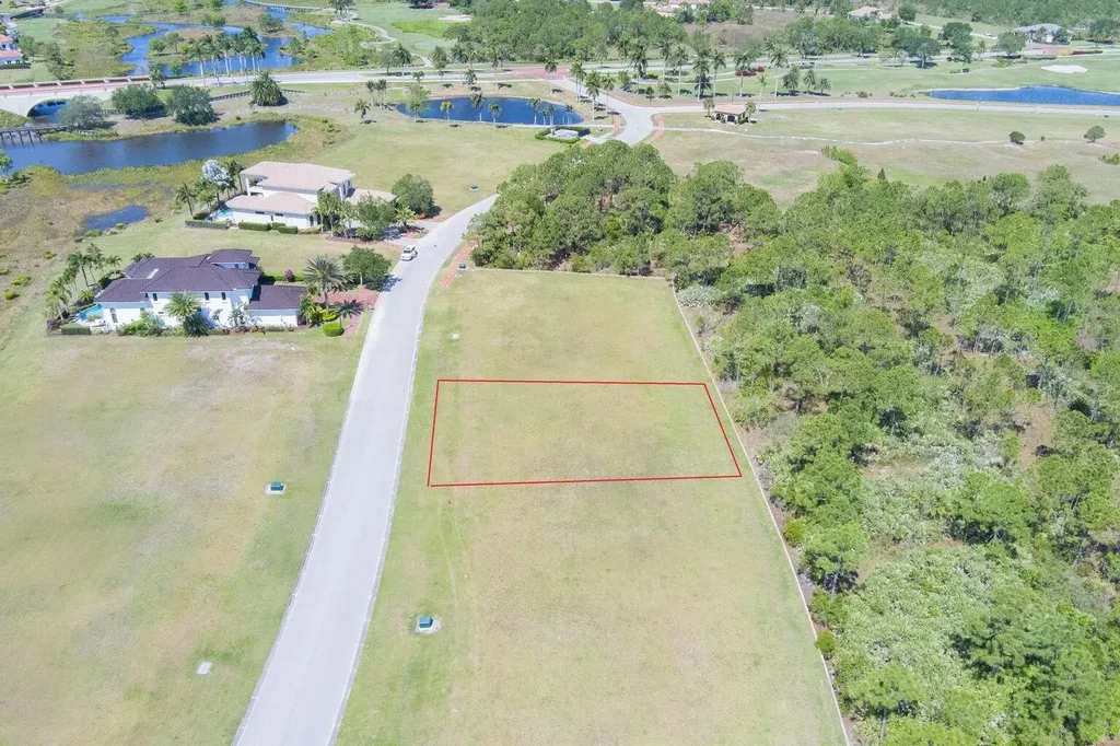 137 SE Tramonto Street Port Saint Lucie FL 34984