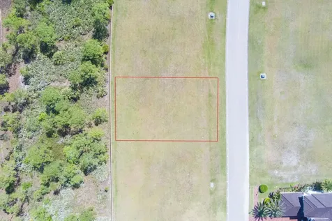137 SE Tramonto Street Port Saint Lucie FL 34984