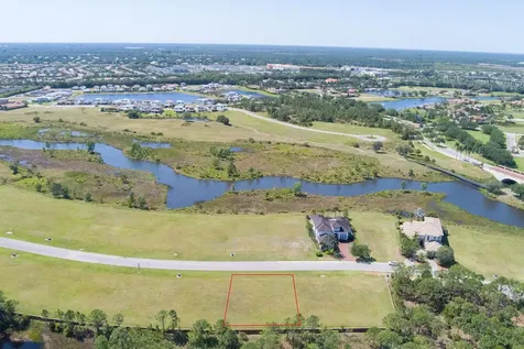 137 SE Tramonto Street Port Saint Lucie FL 34984