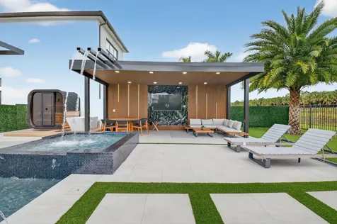 9083 Benedetta Place Boca Raton FL 33496