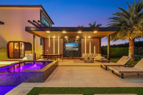 9083 Benedetta Place Boca Raton FL 33496