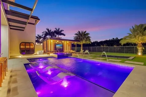 9083 Benedetta Place Boca Raton FL 33496